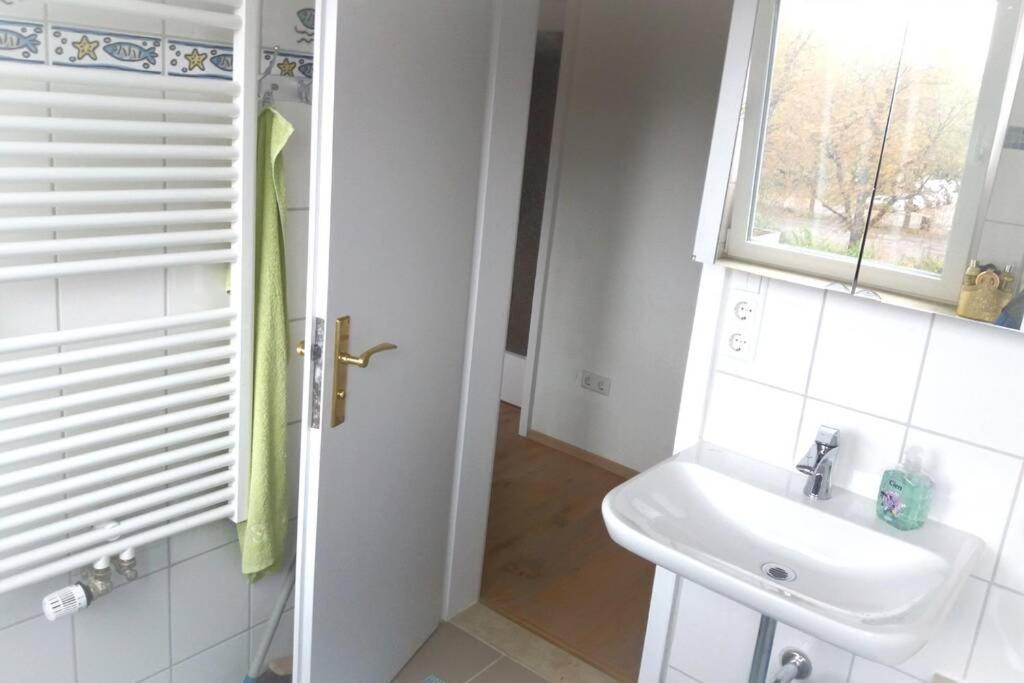 Neue, helle Wohnung in Ludwigsburg, nah am Schloss Exterior foto