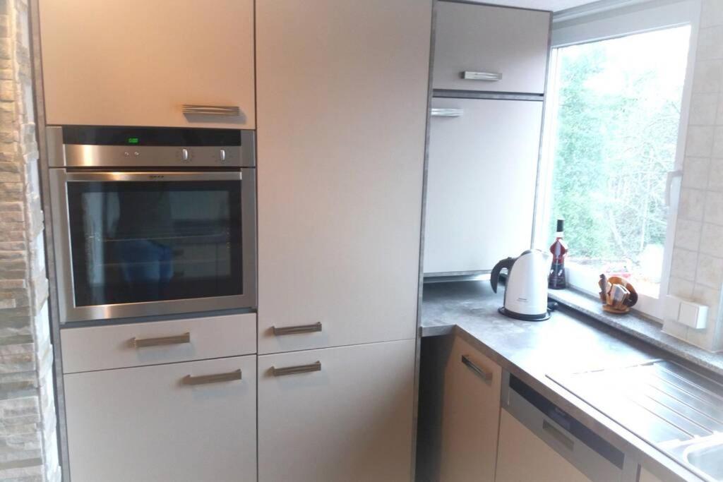 Neue, helle Wohnung in Ludwigsburg, nah am Schloss Exterior foto